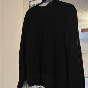 H&M Black Long Sleeve Sweatshirt